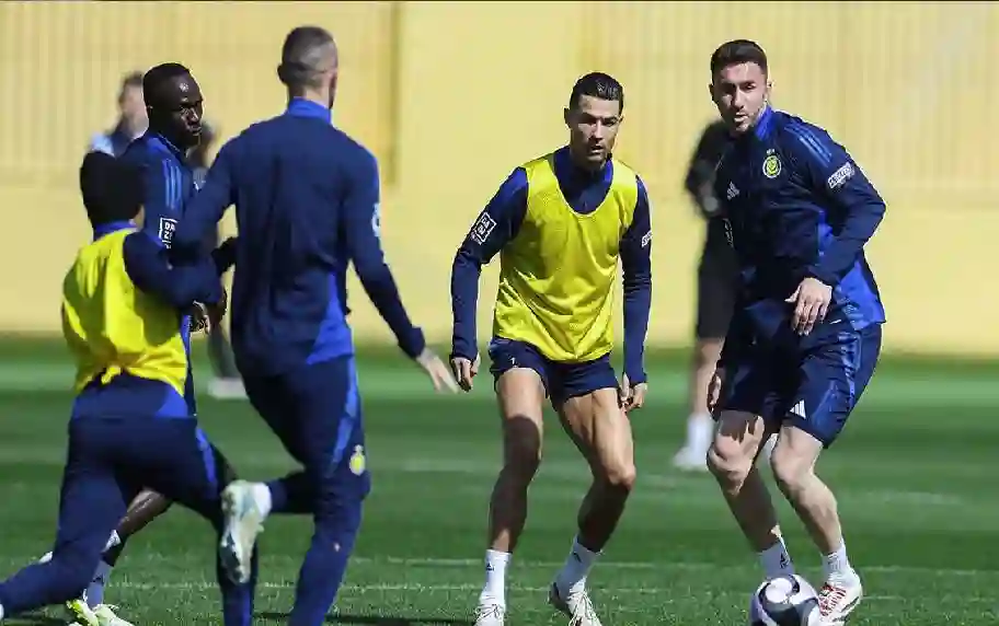اليو في يقايض النصر للحصول على خدمات نجم الفريق الأول 