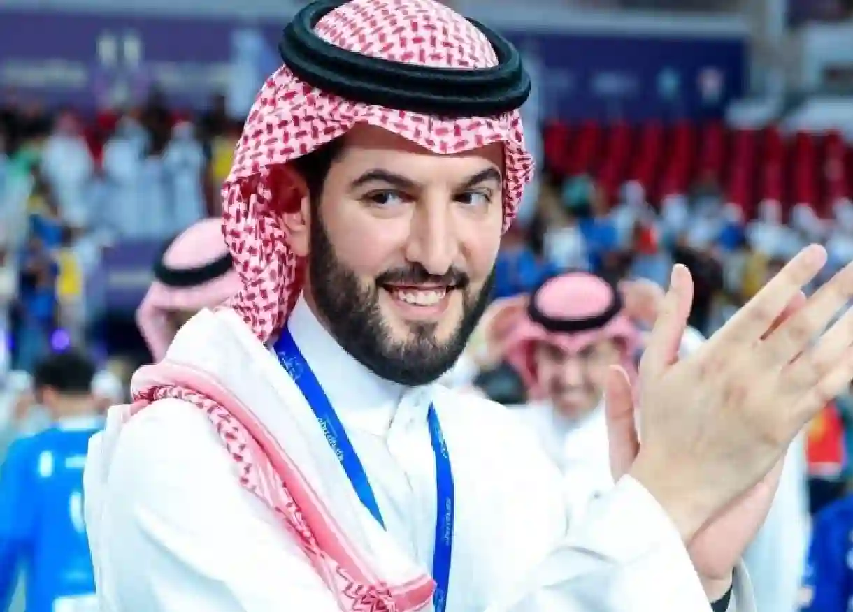 استقالة فهد بن نافل من رئاسة الهلال ومصادر تكشف تفاصيلها 
