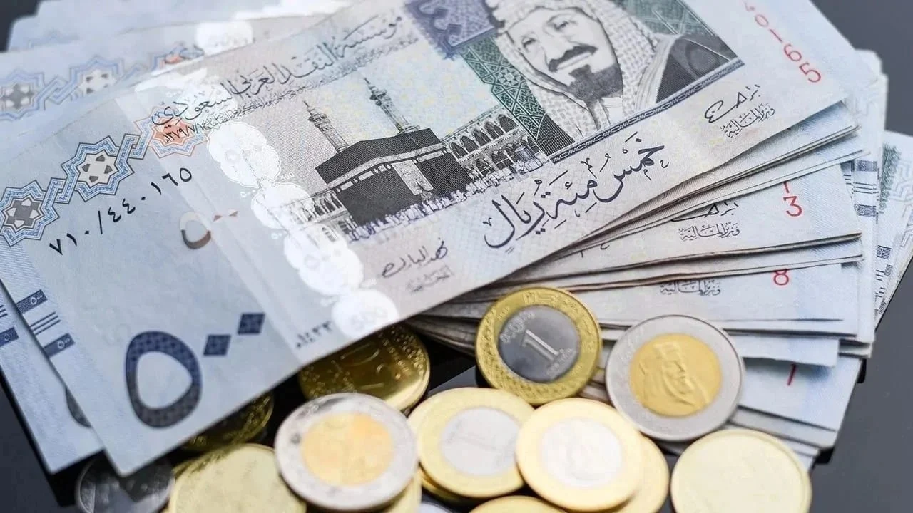 انهيار جنوني لسعر الريال السعودي مقابل الجنيه المصري 